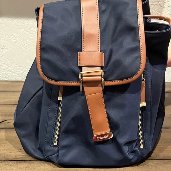 Calvin Klein Navy and Tan Backpack BLUE CALVIN KLEIN BACKPACK | Depop main image 4